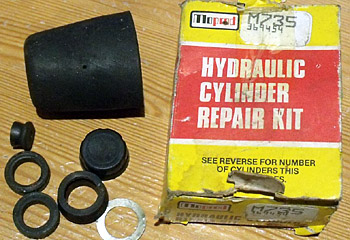 Morris Minor brake master cylinder service kit
